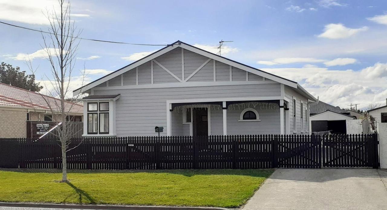 Te Waiharakeke Holiday Home 블레넘 외부 사진